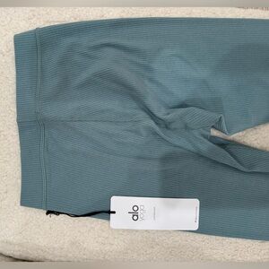 Alo Yoga Leggings